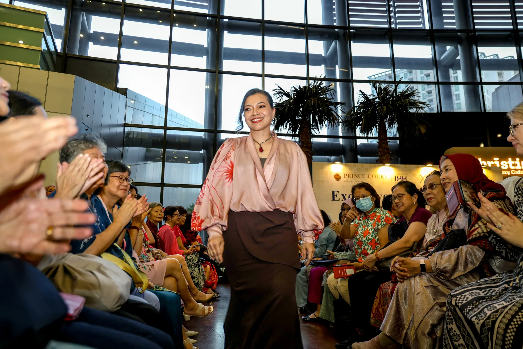 Suzaiti Azanan, who embarked on a weight loss journey, said she entered Prince Court as a patient but now feels like a model.jpg