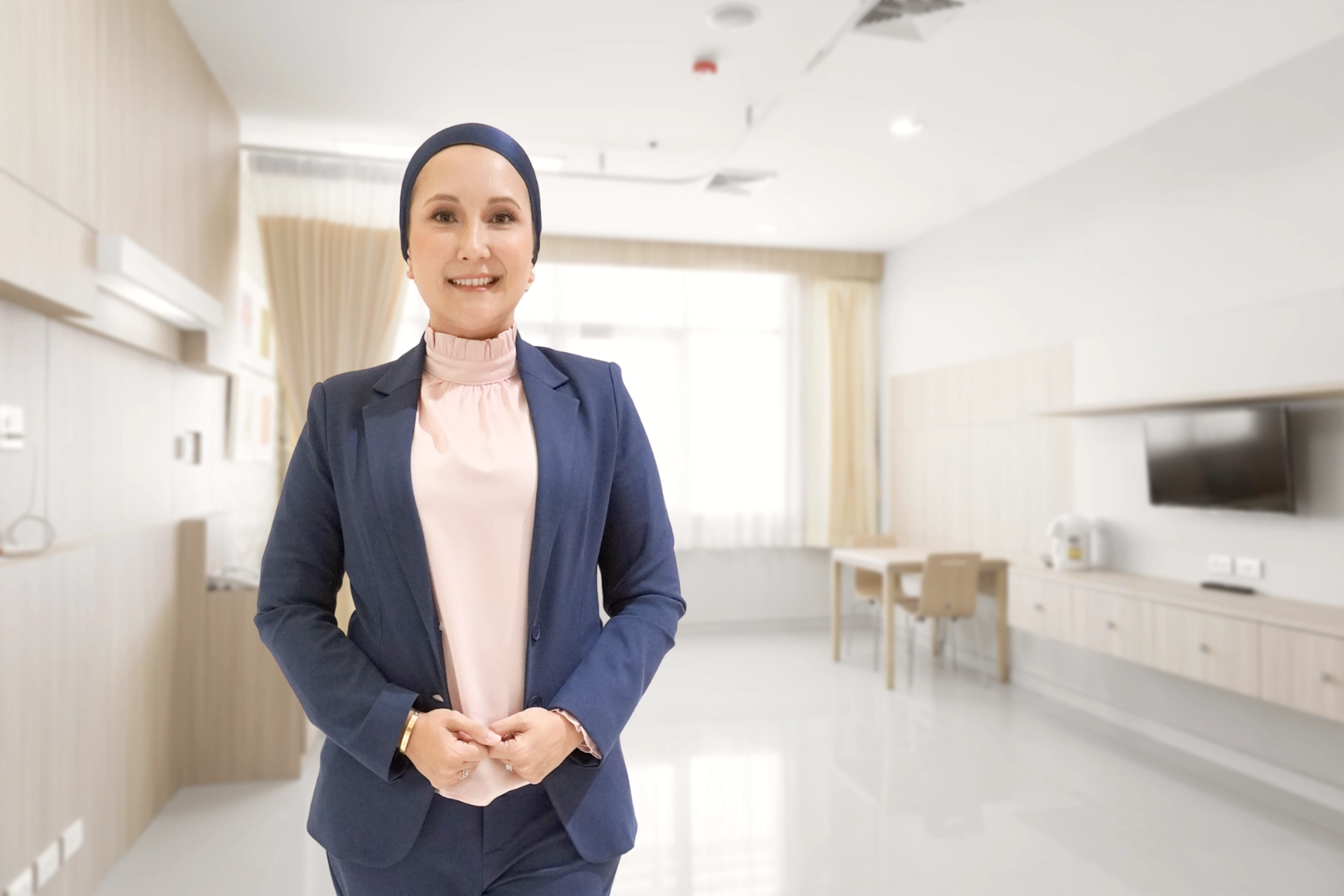 Dr Shaaira-profile2